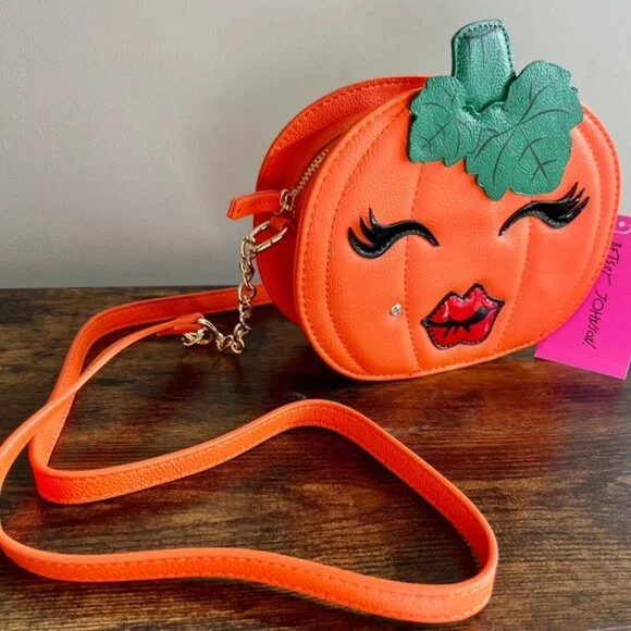 •SOLD•|Betsey Johnson| Cute NWT Halloween Pumpkin Trendy Crossbody Bag Purse NEW - Picture 3 of 9